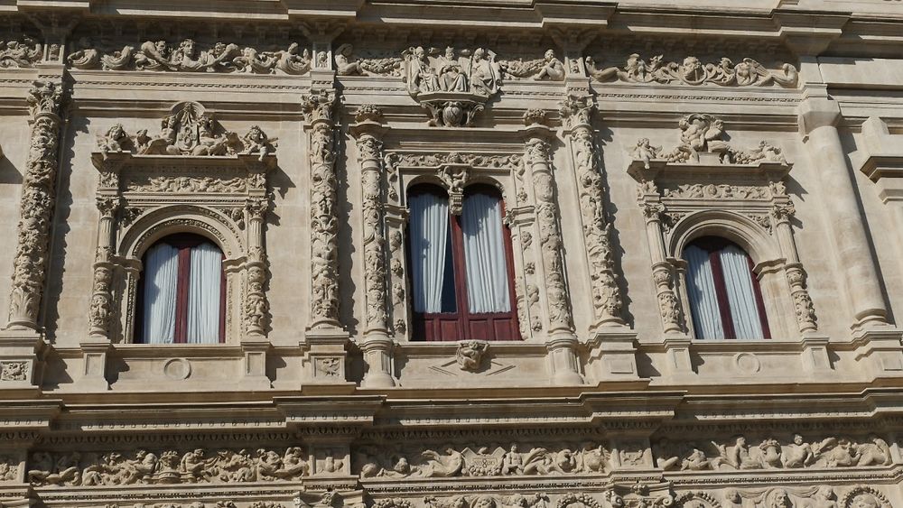 Façade de l'hôtel de ville