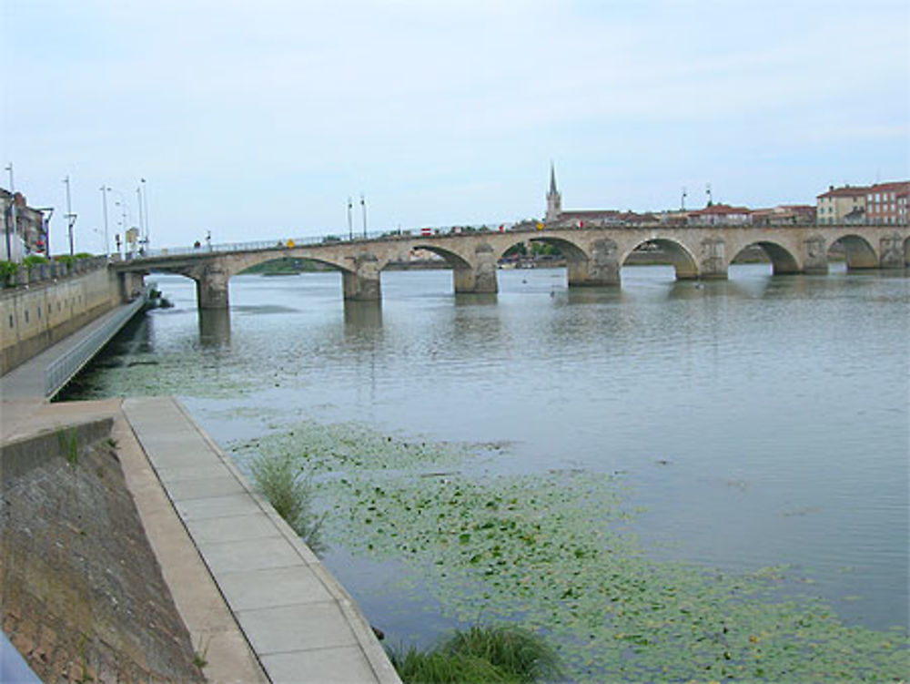 Le pont Saint-Laurent