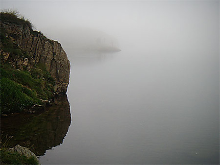 Lac Balea sous le brouillard