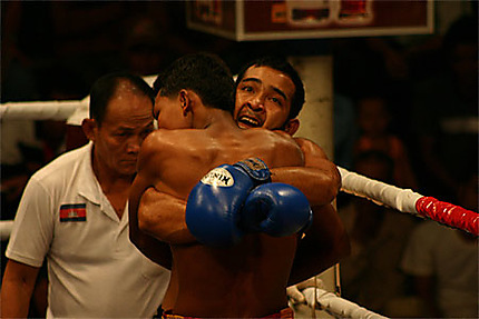 Combat de boxe Thaï