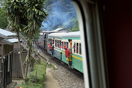 Le train du Sud-Est, Madagascar