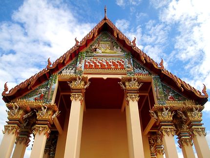Wat Phothisampha