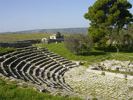 Théâtre grec de Akrai Théâtre grec de Akrai