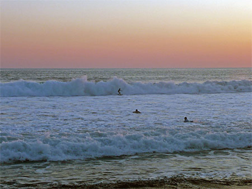 Surfer à El Tunco