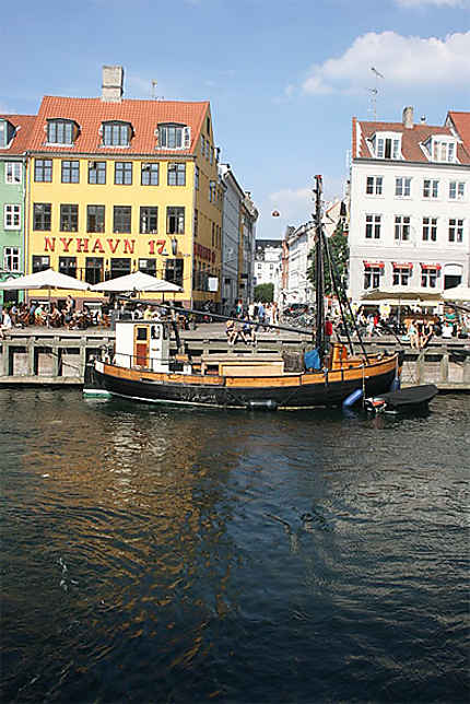 Bateau dans le Nyhavn