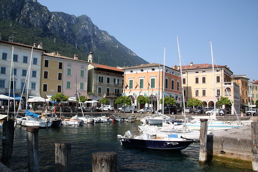 Gargnano - petit port de plaisance