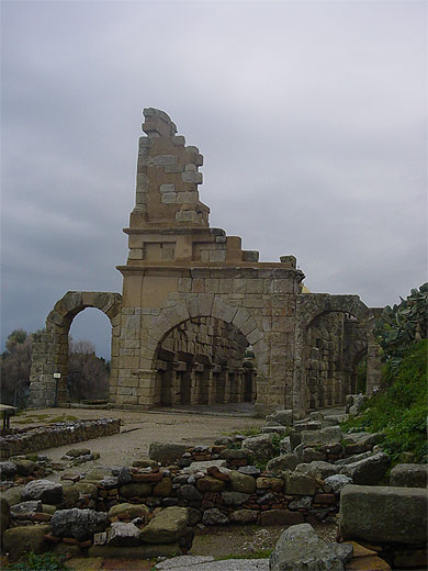 Vestiges de Tyndaris Vestiges de Tyndaris