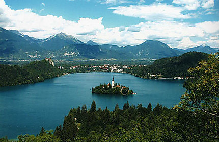 Lac et île de Bled