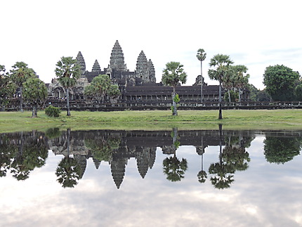 Angkor Wat et son reflet