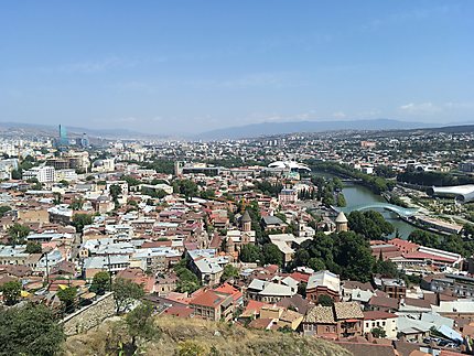 Vue depuis les hauteurs de Tbilissi
