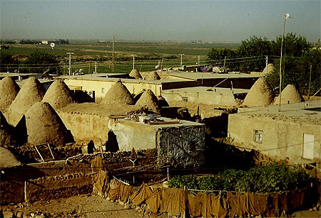 Il y a très longtemps, ce fut une ville... Il y a très longtemps, ce fut une ville...