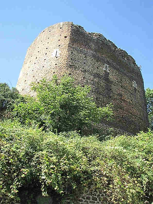 tour sarrazine cabasson