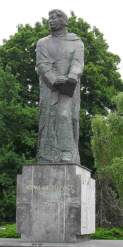 Statue d'Adam Mickiewicz