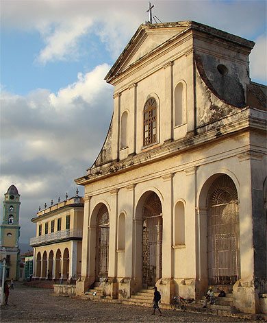 Iglesia de la Santisima trinidad Iglesia de la Santisima trinidad