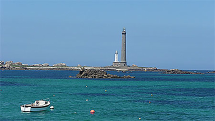 Le phare de l'île vierge