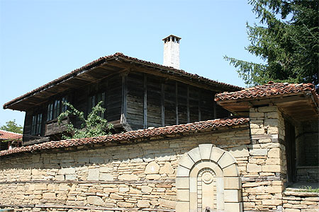 Maison à Katuniste Maison à Katuniste