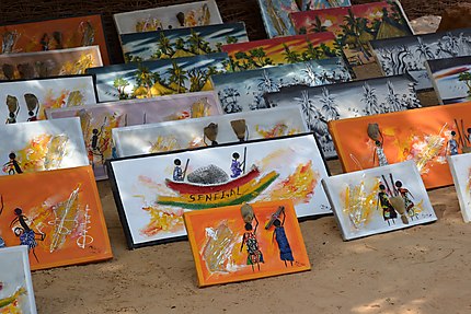 Peintures sur toile sénégalaises à Bandia
