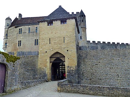 Château - Entrée