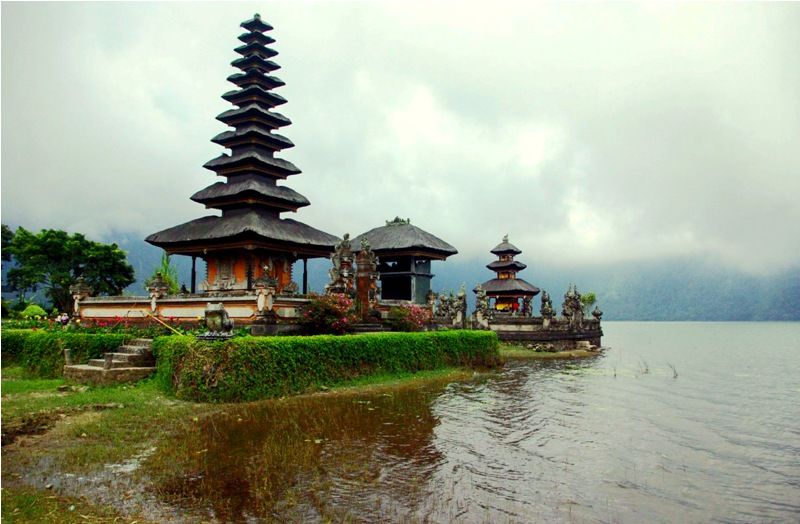 Le temple d'Ulun Danu Batur