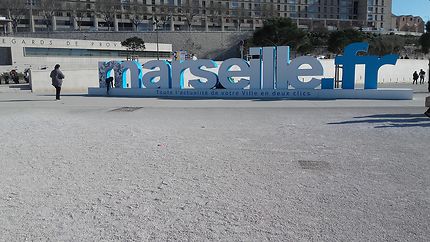 Marseille esplanade du mucem
