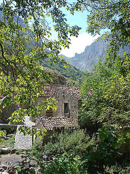 Pics d'Europe, Bulnes