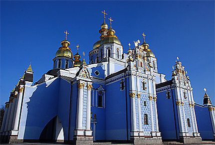 Monastère Mikhailovskiy