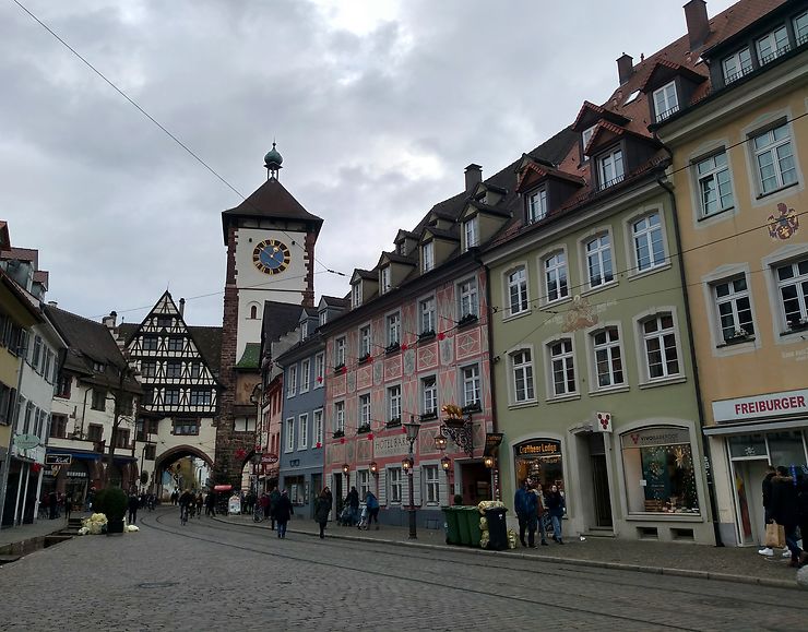 Freiburg im Breisgau (Fribourg-en-Brisgau) - ZhuLi