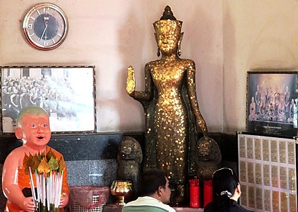 Statue de Chai Monghon d'Ayutaya