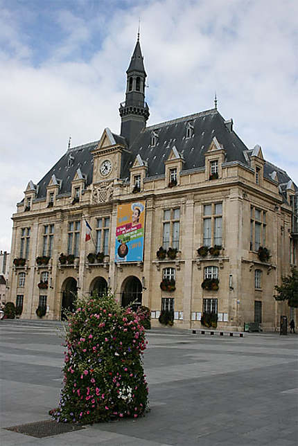 Hôtel de ville de Saint-Denis