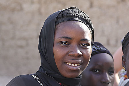 Jeune malienne à Endé