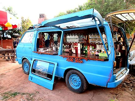 Camionnette bar