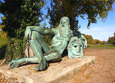 Léonard a chaud ! Léonard a chaud !