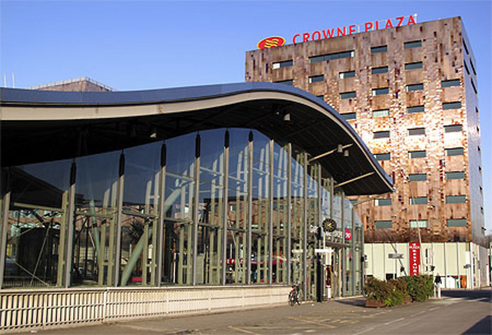 Gare Lille-Europe, avenue Le Corbusier, Lille