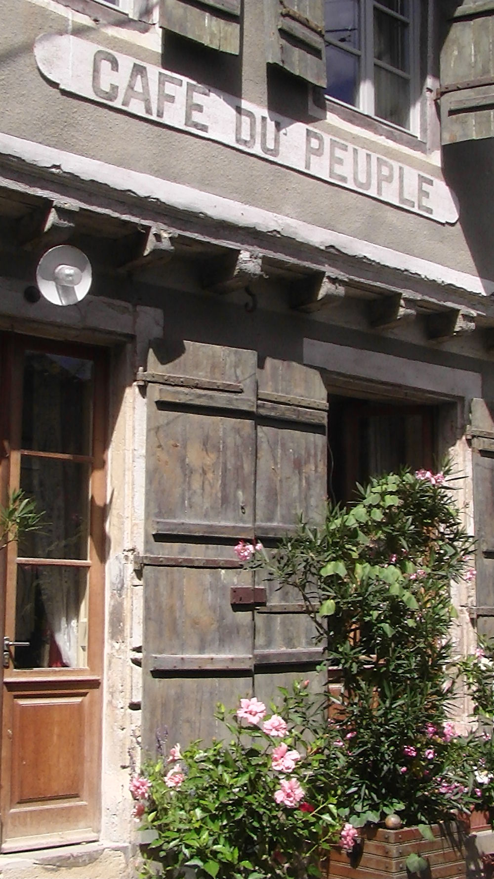 Ancien café à Labastide-d'Armagnac