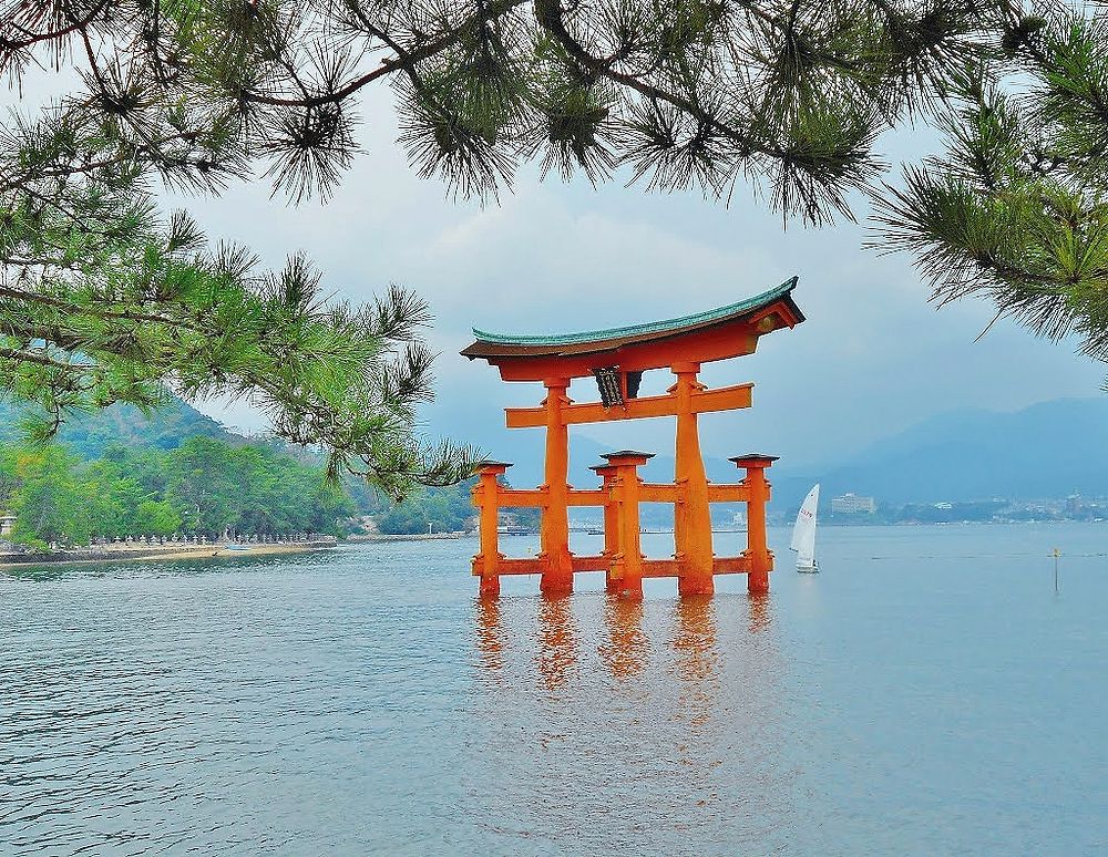 Torii du sanctuaire d'Itsukushima