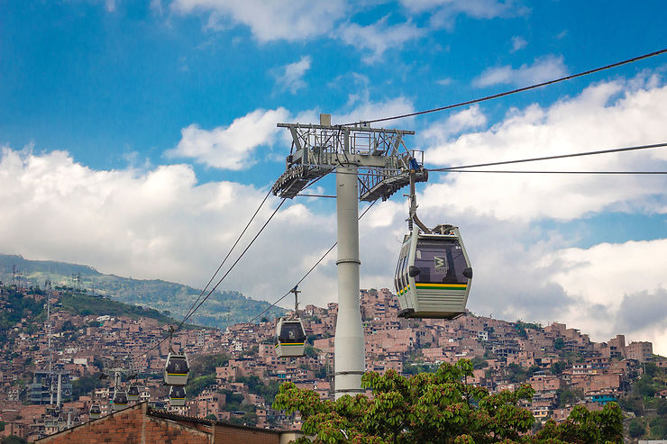 Prendre de la hauteur pour découvrir Medellin sous un autre angle