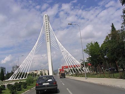 Pont du Millenium à Podgorica