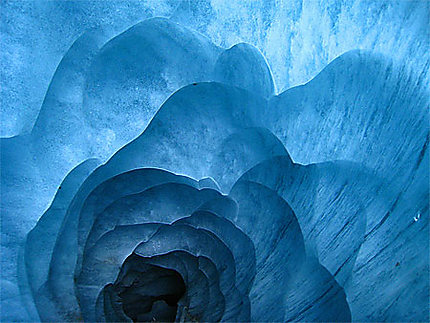 Grotte de glace près de Chamonix