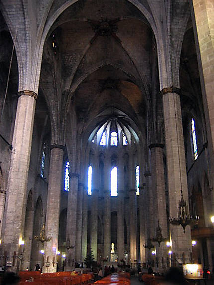 Eglise Santa Maria del Mar : à l'intérieur