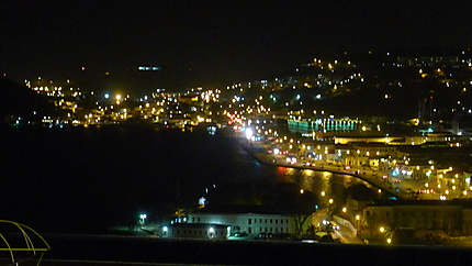 Charlotte Amalie de nuit