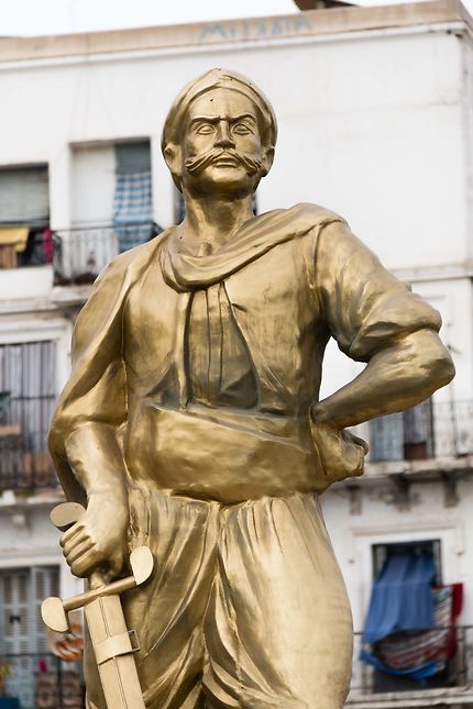 Alger - Statue de Raïs Hamidou, corsaire