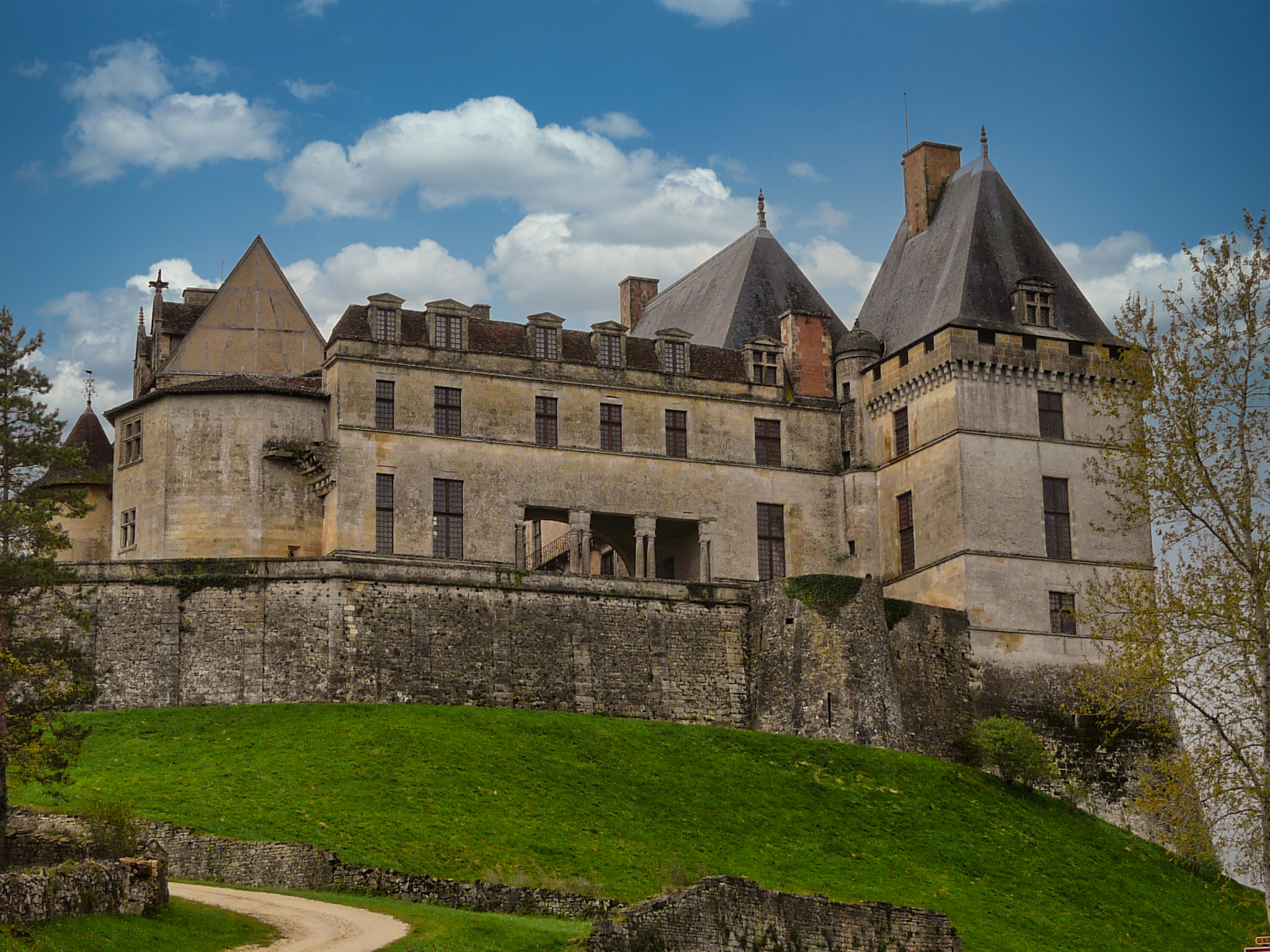 Château de Biron Château de Biron