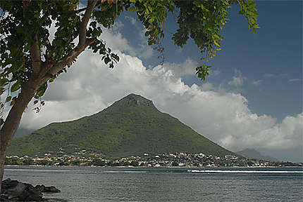 Le mont Tamarin au Sud-Est de l'île