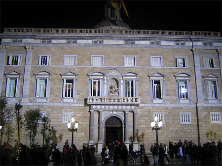 Palau de la Generalitat de nuit Palau de la Generalitat de nuit