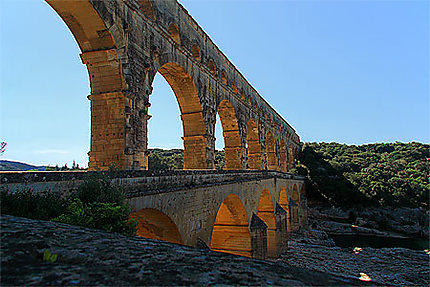Le pont du Gard désert