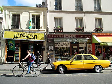 Scène de rue à Paris 
