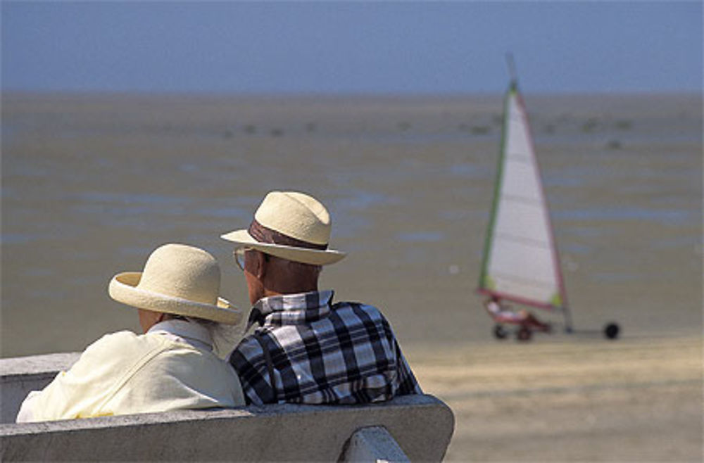 Char à voile sur la plage de Bray-dunes