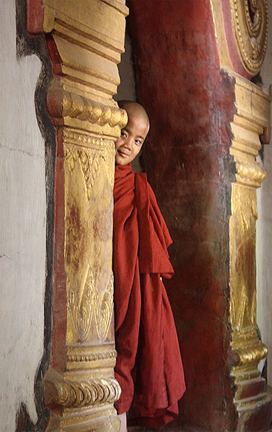 A la pagode d'Ananda A la pagode d'Ananda