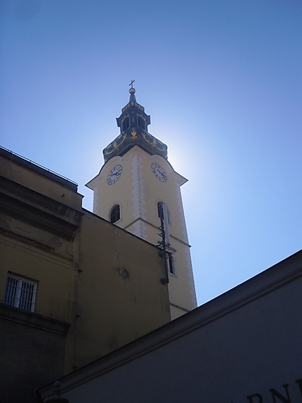 Eglise Sainte-Marie pleine de soleil