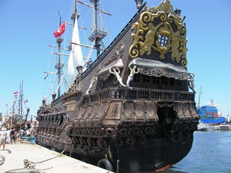 Pirate !! Pirate !!